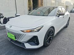Changan UNI-V 1.5T Premium Version - фото 1
