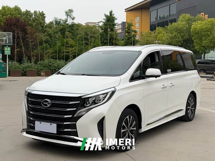 Trumpchi M8 Lingxiu Series 390T Deluxe Edition - автомобиль из Китая