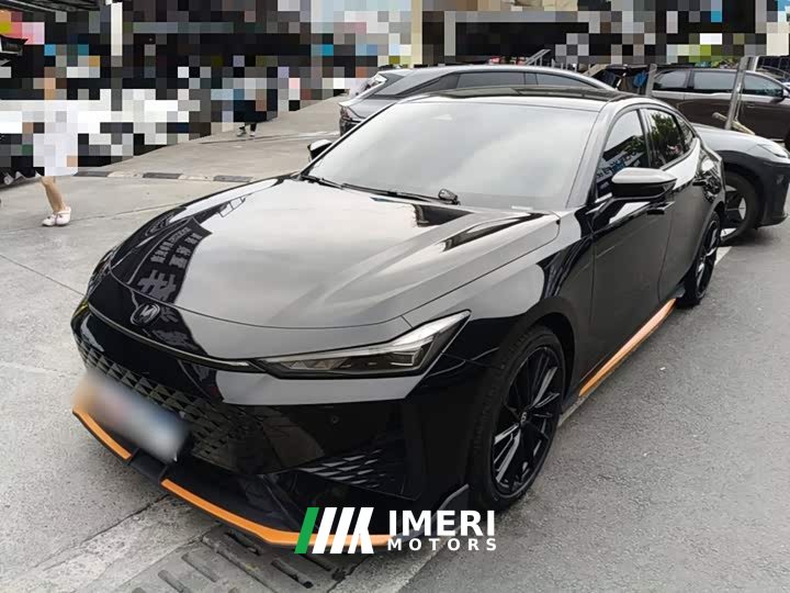 Changan UNI-V 1.5T Premium Version - автомобиль из Китая