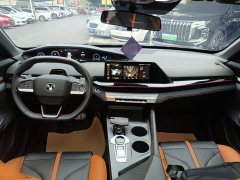 Changan UNI-V 1.5T Premium Version - фото 10