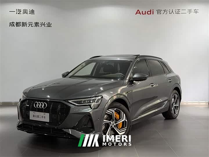 Audi e-tron 50 quattro Version - автомобиль из Китая