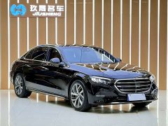 Mercedes-Benz E 300 L Luxury Version - фото 3