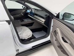 Geely 8 130km EM-P Edition - фото 12