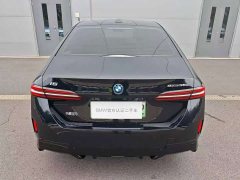 BMW i5 eDrive 35L M - фото 4