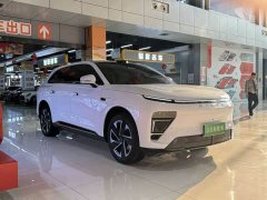 BYD ET EV 760 Max - фото 3