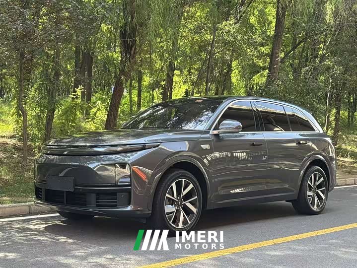 Li Auto L7 Pro - автомобиль из Китая