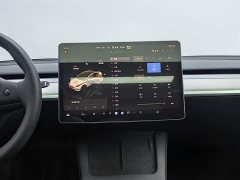 Tesla Model Y Edition - фото 12
