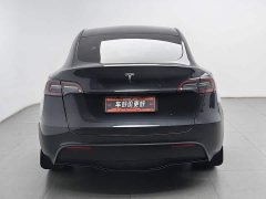 Tesla Model Y Edition - фото 4
