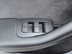 Tesla Model Y Edition - фото 9