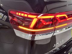 Volkswagen 380TSI AWDLuxury Edition - фото 15