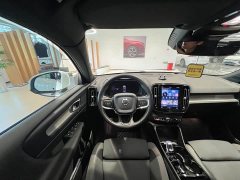 Volvo XC40 B3 Luxury Edition - фото 12