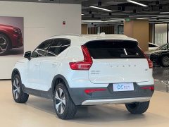 Volvo XC40 B3 Luxury Edition - фото 5