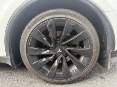 Tesla Model Y Edition - фото 15
