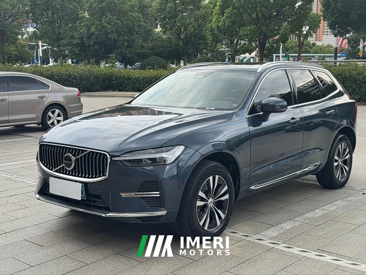 Volvo XC60 B5 AWDLuxury Edition - автомобиль из Китая