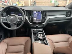 Volvo XC60 B5 AWDLuxury Edition - фото 10
