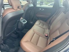 Volvo XC60 B5 AWDLuxury Edition - фото 8