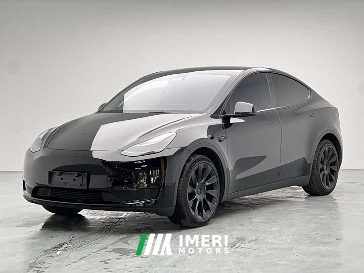 Tesla Model Y Edition - автомобиль из Китая