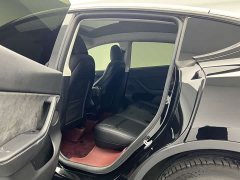 Tesla Model Y Edition - фото 12