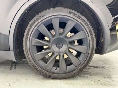 Tesla Model Y Edition - фото 17
