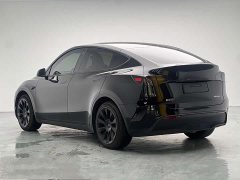 Tesla Model Y Edition - фото 7