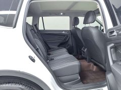 Volkswagen L 330TSI 2WDR-Line Edition - фото 18