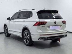 Volkswagen L 330TSI 2WDR-Line Edition - фото 4