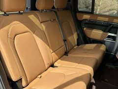 Land Rover 110 3.0T P400 Edition - фото 11