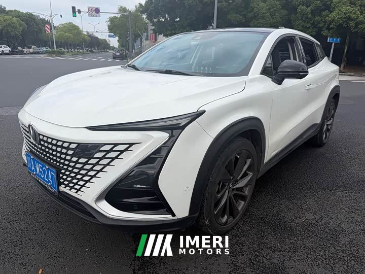 Changan UNI-T 1.5T Flagship Version - автомобиль из Китая