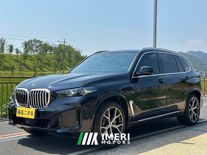 BMW X5 xDrive 30Li Deluxe VersionM - автомобиль из Китая