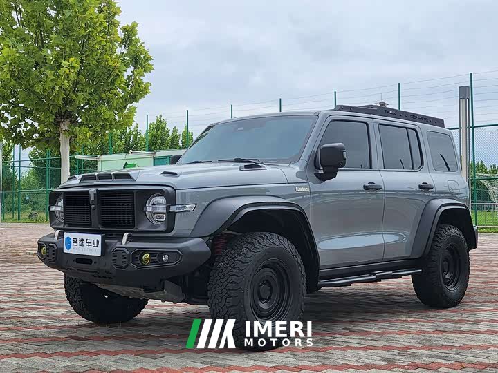 Tank 300 2.0T - автомобиль из Китая