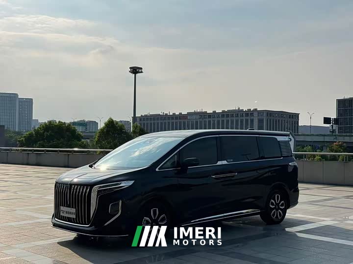 FAW HQ9 2.0T Edition - автомобиль из Китая