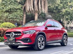 Mercedes-Benz GLA 200 - фото 1
