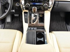 Audi 2.5L HVPremium Edition - фото 11