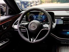 Mercedes-Benz E 300 L Luxury Version - фото 17