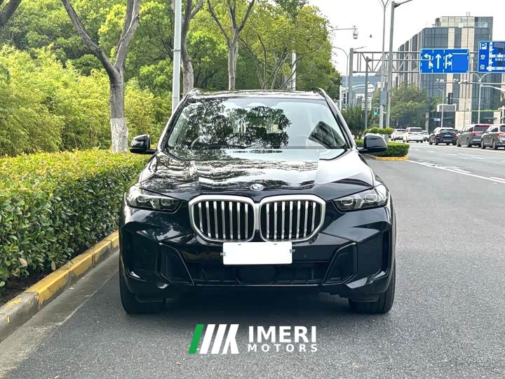 BMW X5 xDrive 30Li Deluxe VersionM - автомобиль из Китая