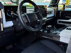 Volkswagen HUMMER EV - фото 10