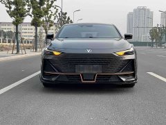 Changan UNI-V 1.5T Edition - фото 2