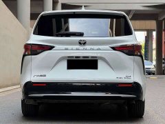 Tank SIENNA 2.5L AWDLuxury Edition - фото 4