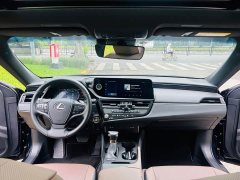 Lexus ES 200 Edition - фото 16