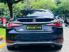 Lexus ES 200 Edition - фото 4