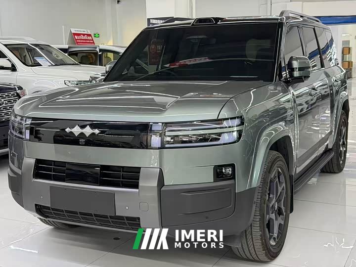 7 190KMAWDUltra Edition - автомобиль из Китая