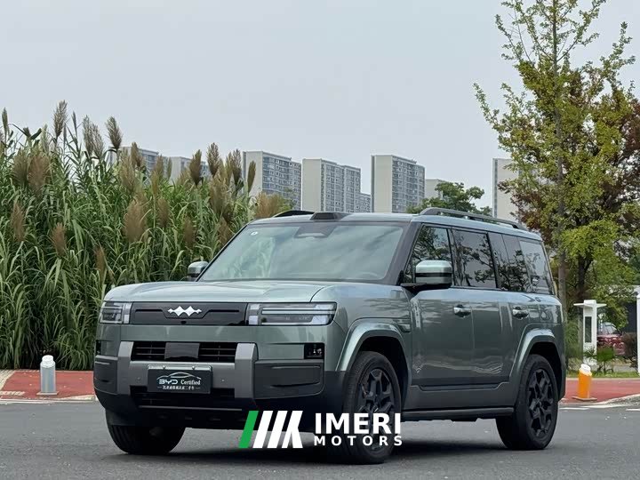 7 190KMAWDUltra Edition - автомобиль из Китая