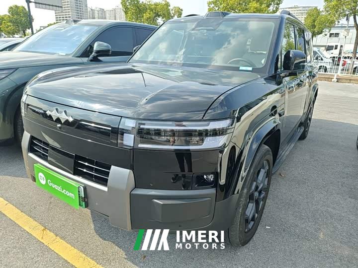 7 190KMAWDUltra Edition - автомобиль из Китая