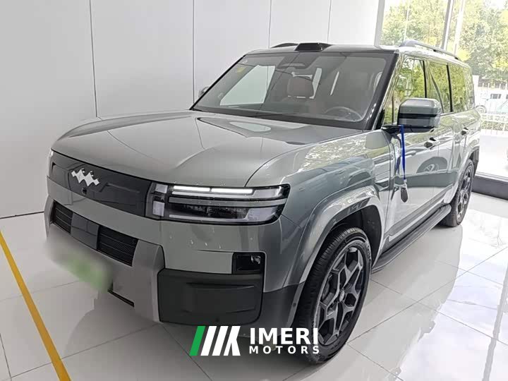 7 190KMAWDUltra Edition - автомобиль из Китая