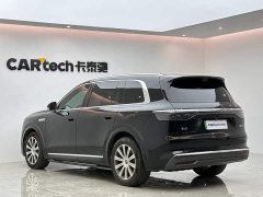 AITO M8 EV Max Long Range Edition (192) - фото 3