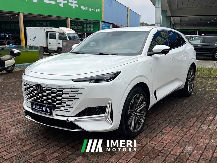 Changan UNI-K 2.0T 2WD Version - автомобиль из Китая