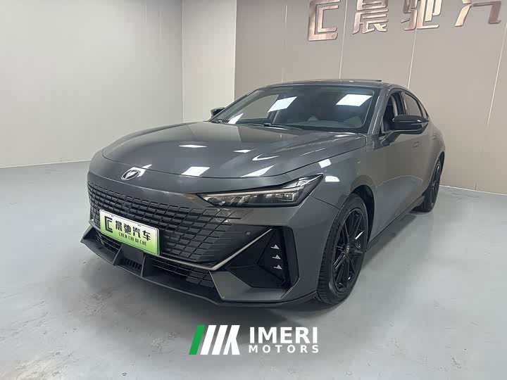 Changan UNI-V iDD 1.5T 113km Version - автомобиль из Китая