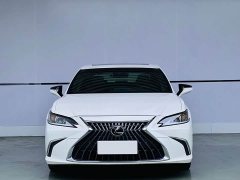 Lexus ES 200 Edition - фото 2