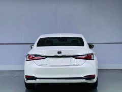 Lexus ES 200 Edition - фото 5