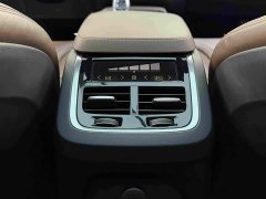 Volvo XC90 plug-in hybrid 2022 E-drive hybrid T8 Zhizun Deluxe Edition 7 seats - фото 12